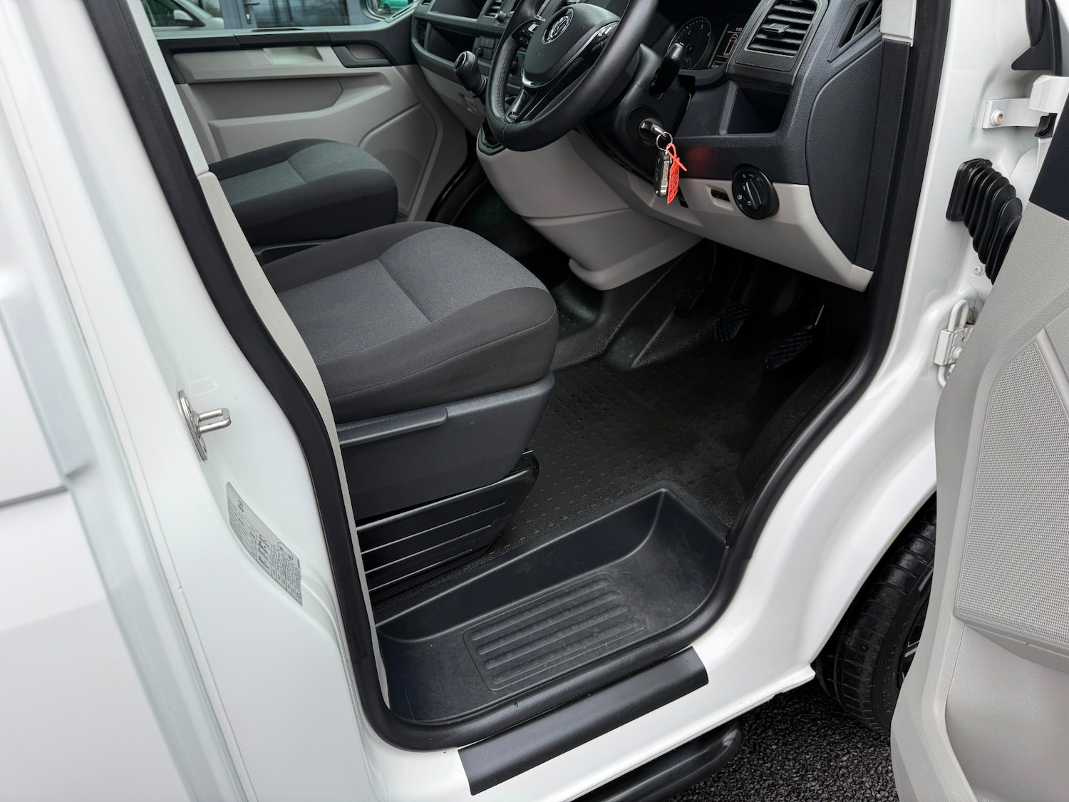 Used Volkswagen Transporter 2019 for sale - 77491045: Photo 19