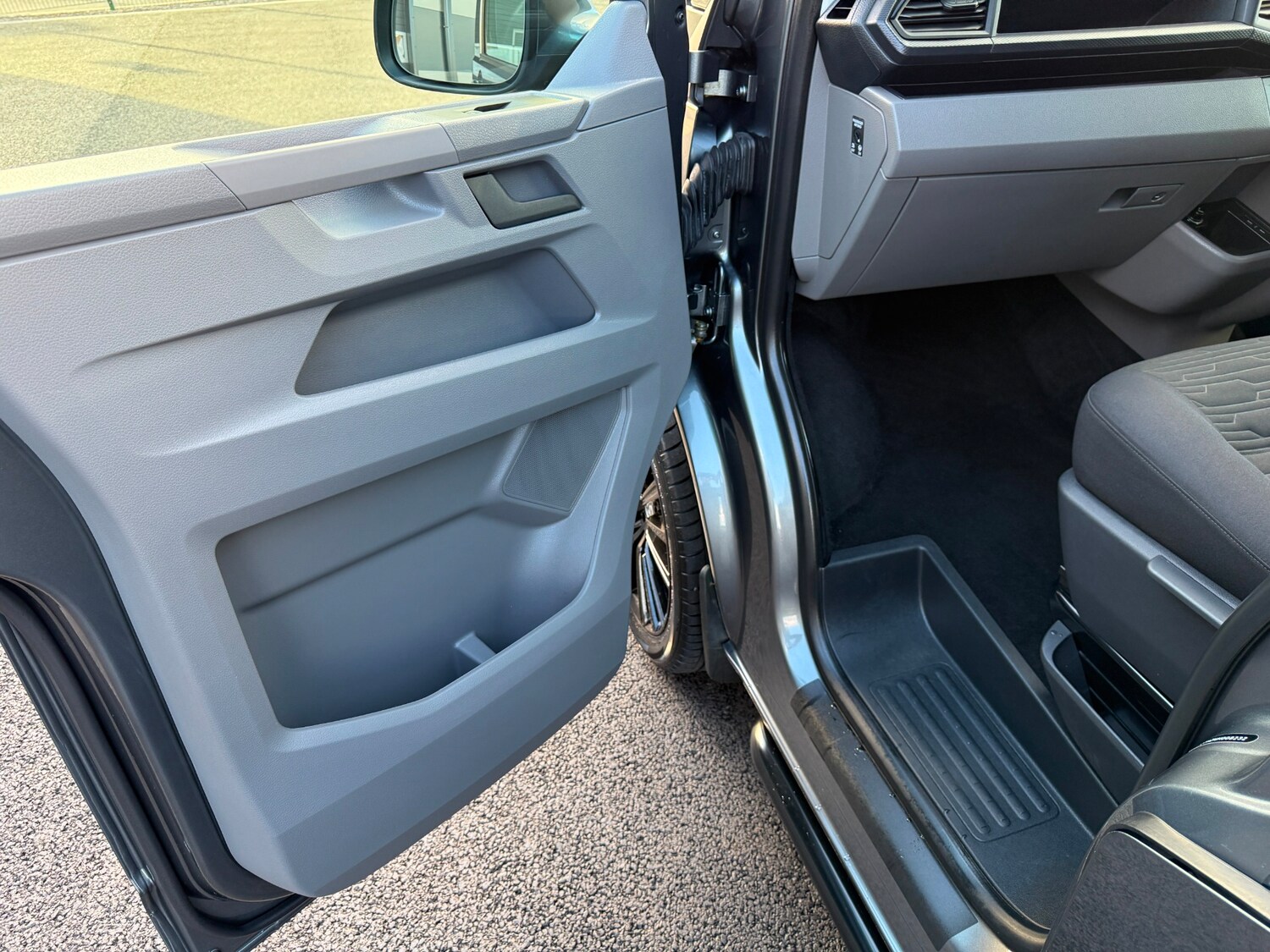 Used Volkswagen Transporter Shuttle 2021 for sale - 77846697: Photo 18