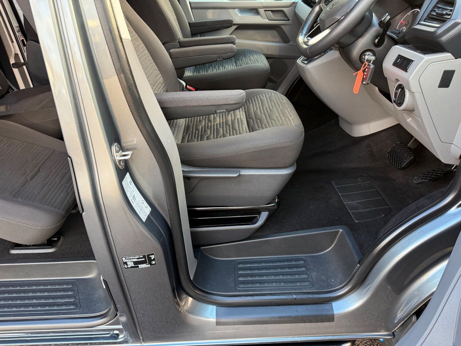 Used Volkswagen Transporter Shuttle 2021 for sale - 77846697: Photo 23