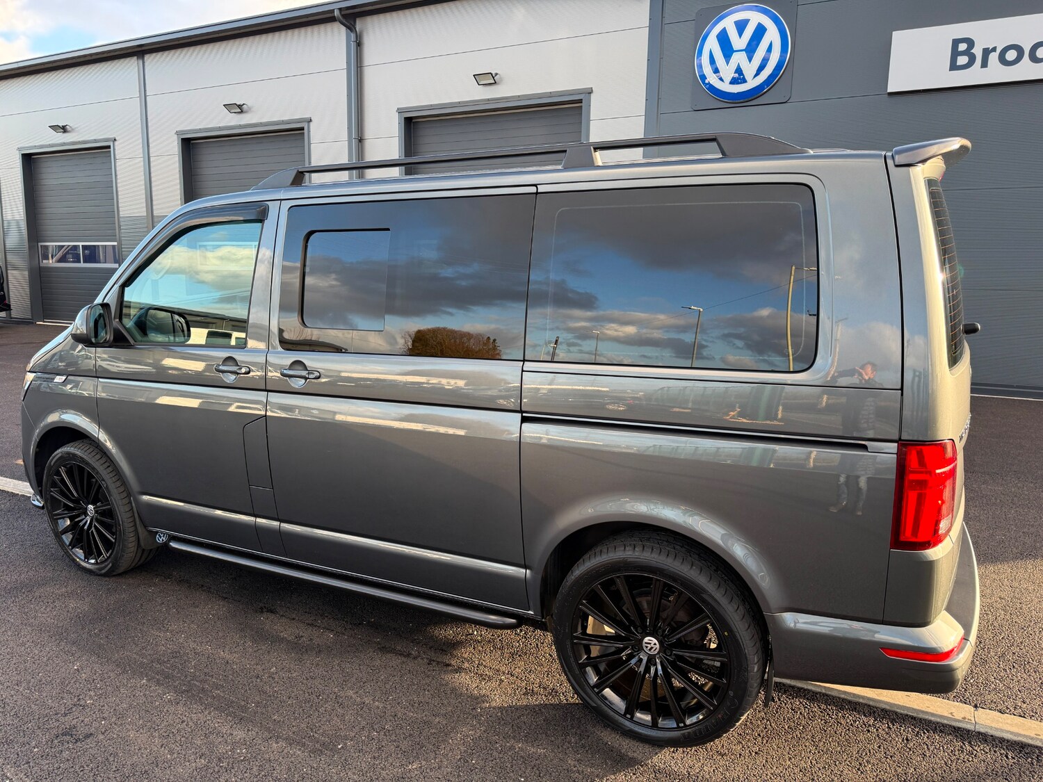 Used Volkswagen Transporter Shuttle 2021 for sale - 77846697: Photo 6