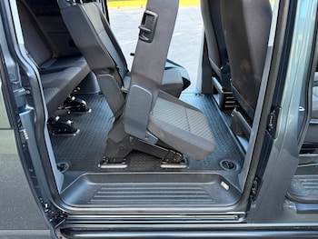 Used Volkswagen Transporter Shuttle 2020 for sale - 76041614: Photo