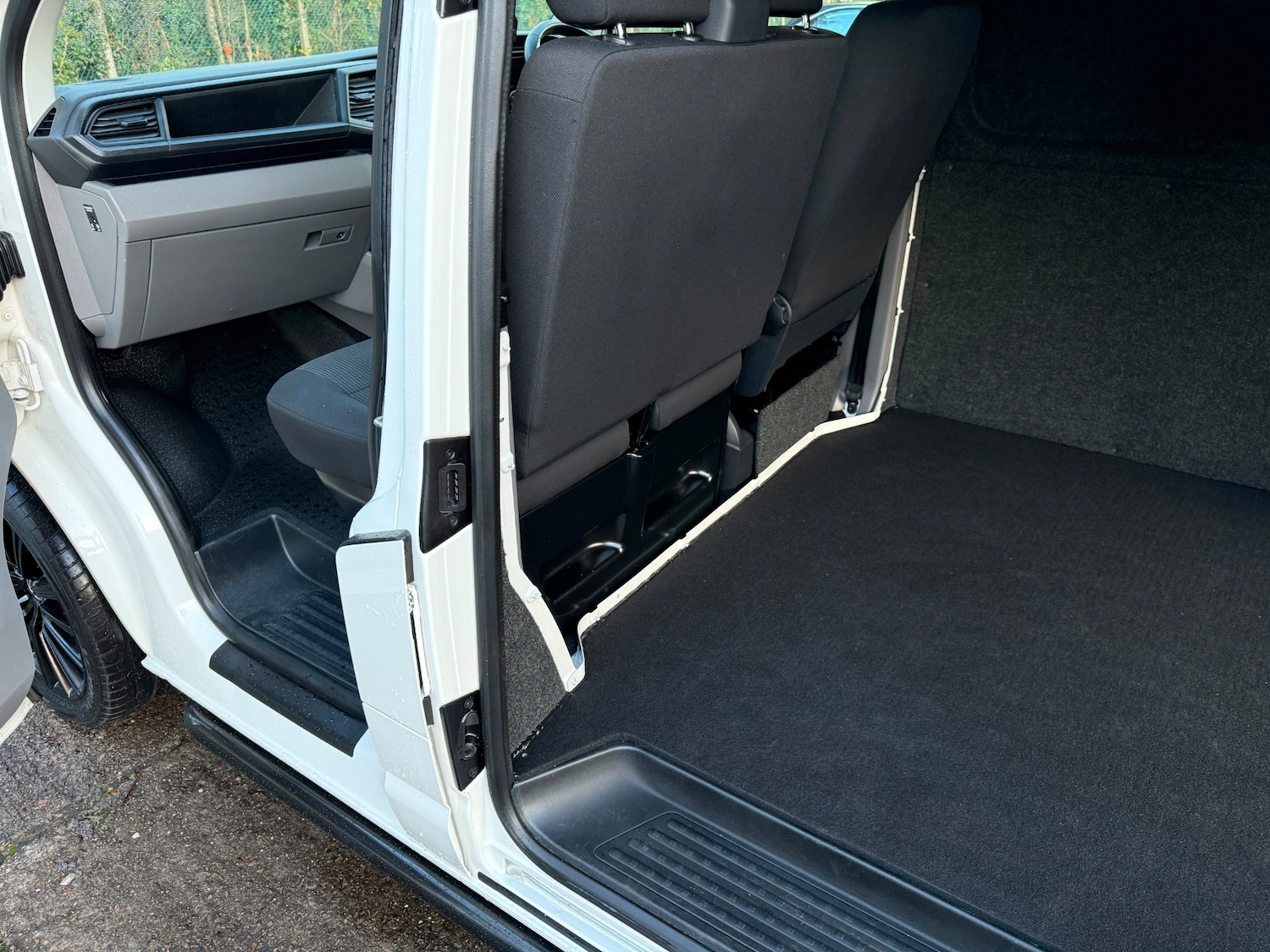 Used Volkswagen Transporter 2020 for sale - 76982821: Photo 10