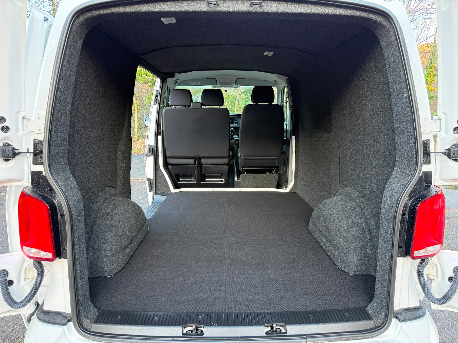 Used Volkswagen Transporter 2020 for sale - 76982821: Photo 11