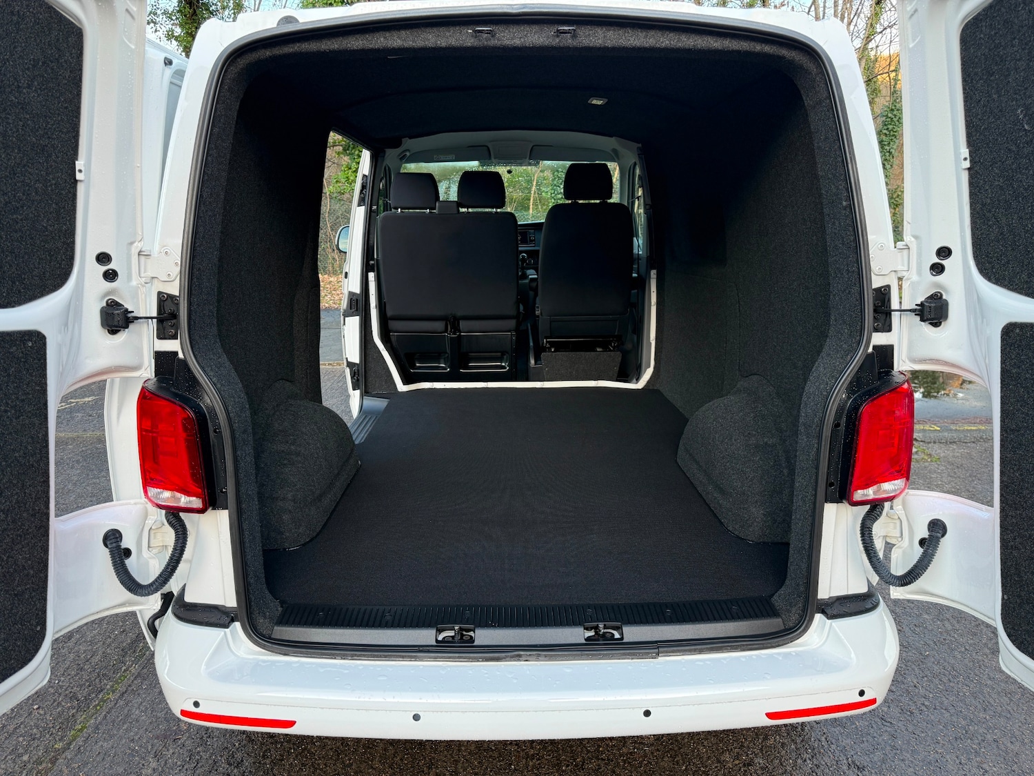 Used Volkswagen Transporter 2020 for sale - 76982821: Photo 12