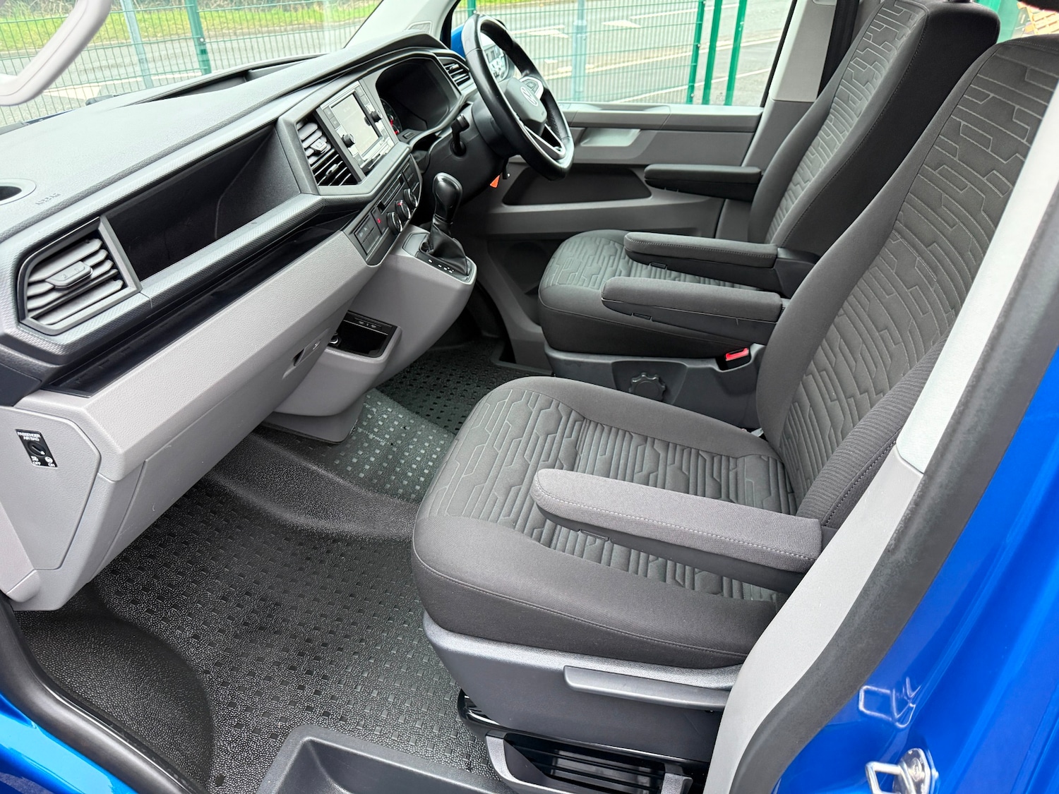 Used Volkswagen Transporter Shuttle 2020 for sale - 77736240: Photo 21