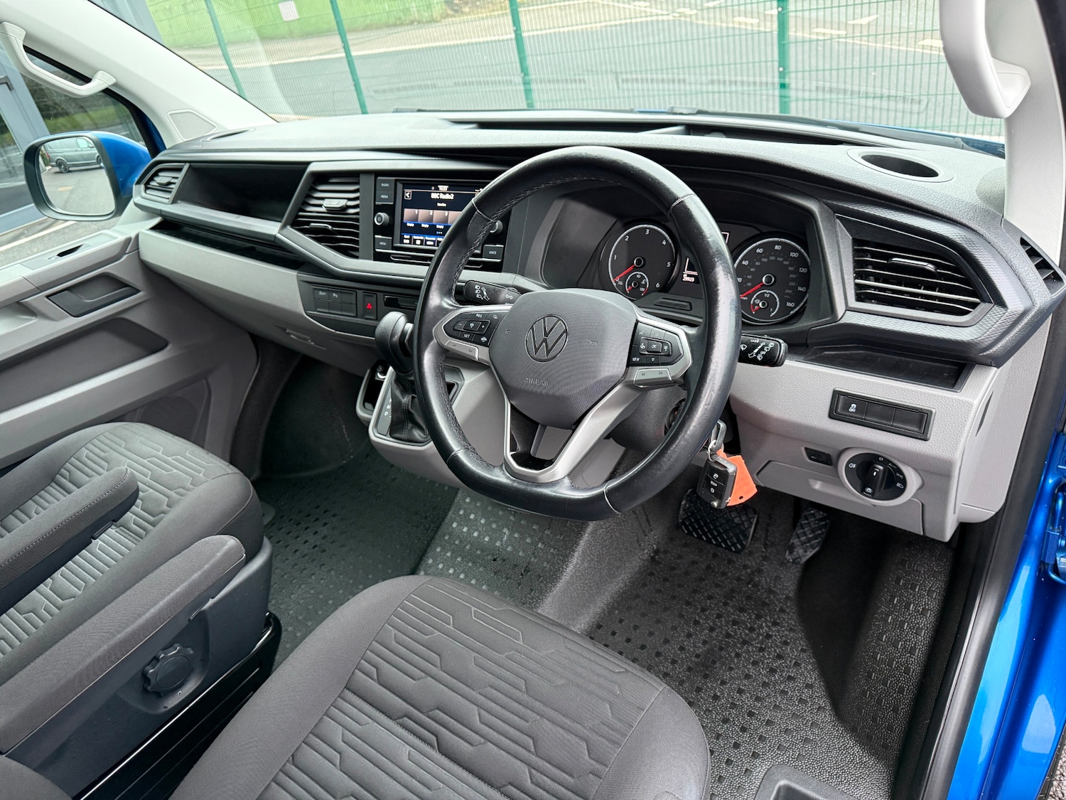 Used Volkswagen Transporter Shuttle 2020 for sale - 77736240: Photo 25