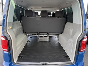 Used Volkswagen Transporter 2019 for sale - 79105481: Photo