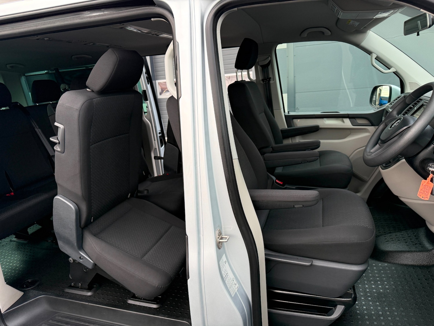 Used Volkswagen Transporter Shuttle 2019 for sale - 78079371: Photo 15