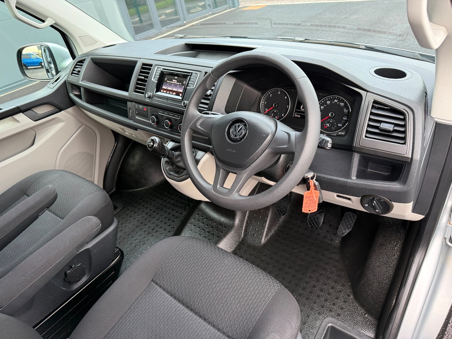 Used Volkswagen Transporter Shuttle 2019 for sale - 78079371: Photo 19