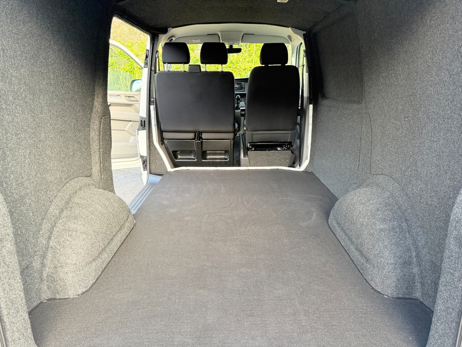 Used Volkswagen Transporter 2021 for sale - 77304034: Photo 13