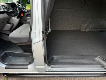 Used Volkswagen Transporter 2021 for sale - 75499879: Photo