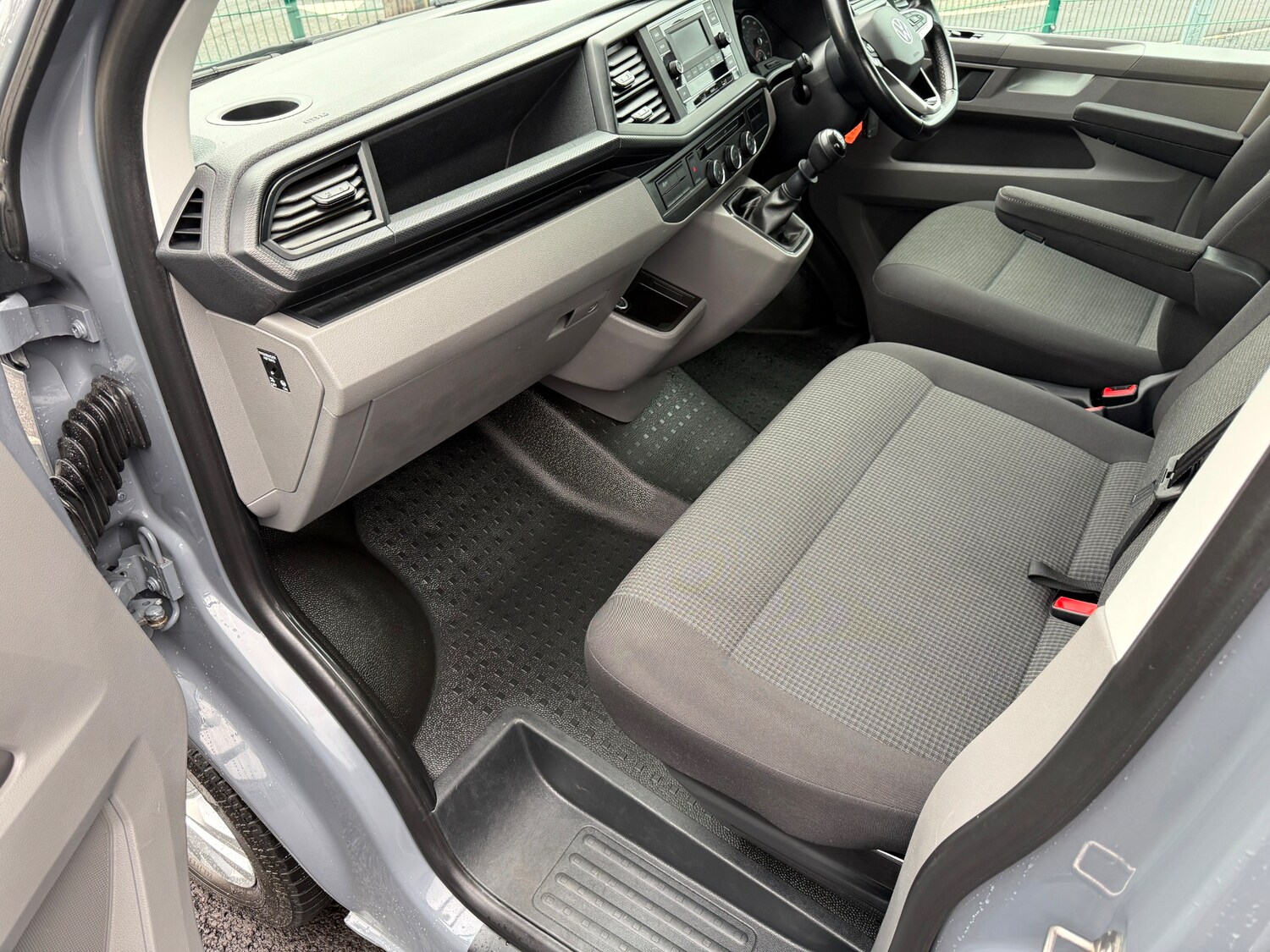 Used Volkswagen Transporter 2023 for sale - 77776511: Photo 13