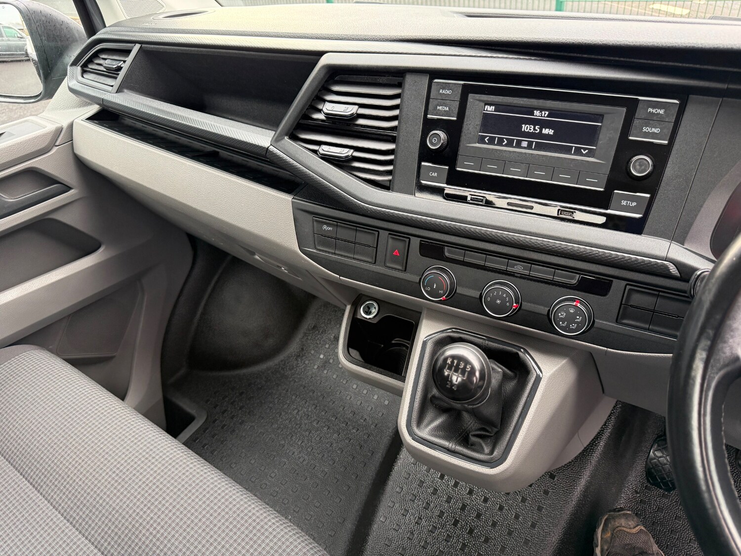 Used Volkswagen Transporter 2023 for sale - 77776511: Photo 19