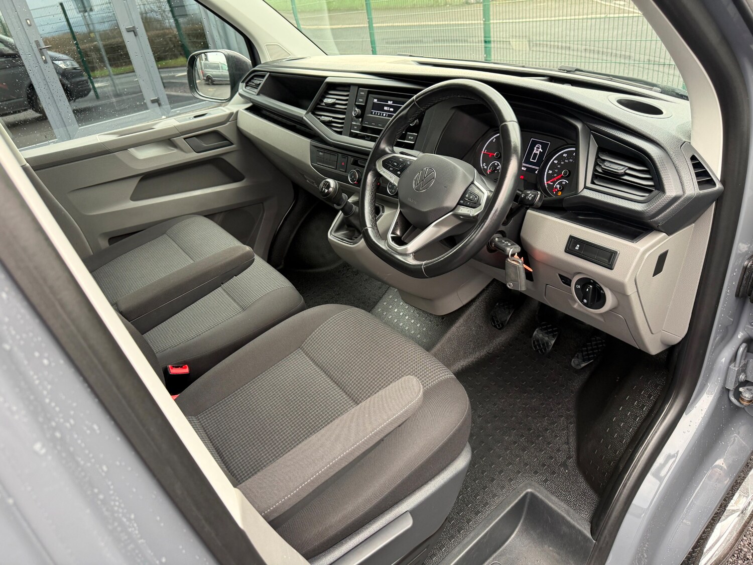 Used Volkswagen Transporter 2023 for sale - 77776511: Photo 23