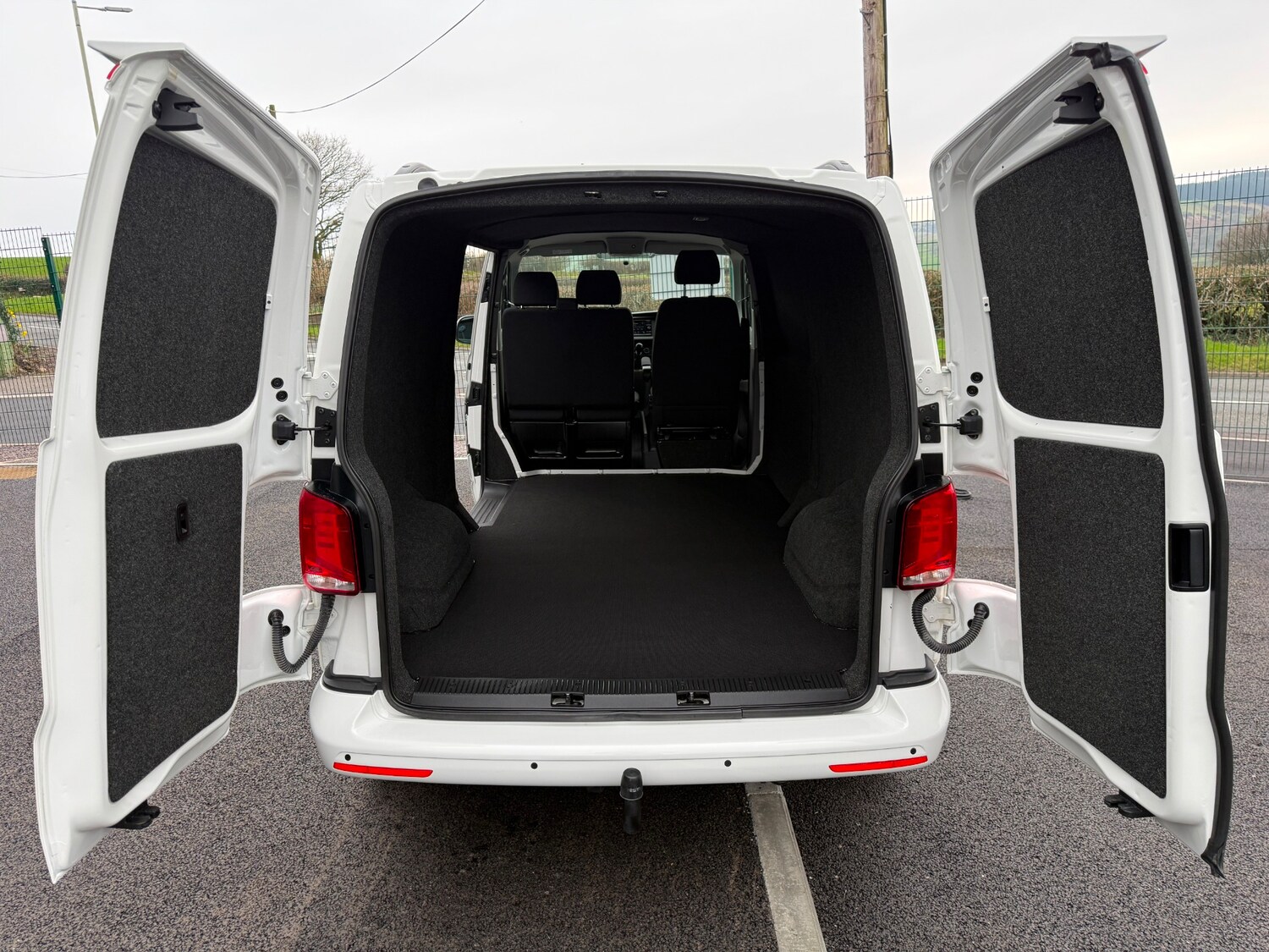 Used Volkswagen Transporter 2022 for sale - 78107958: Photo 13