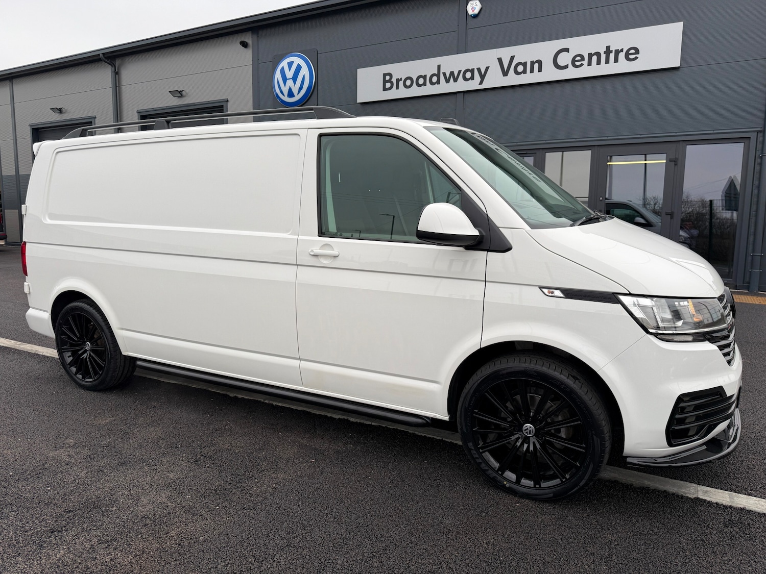 Used Volkswagen Transporter 2022 for sale - 78107958: Photo 2