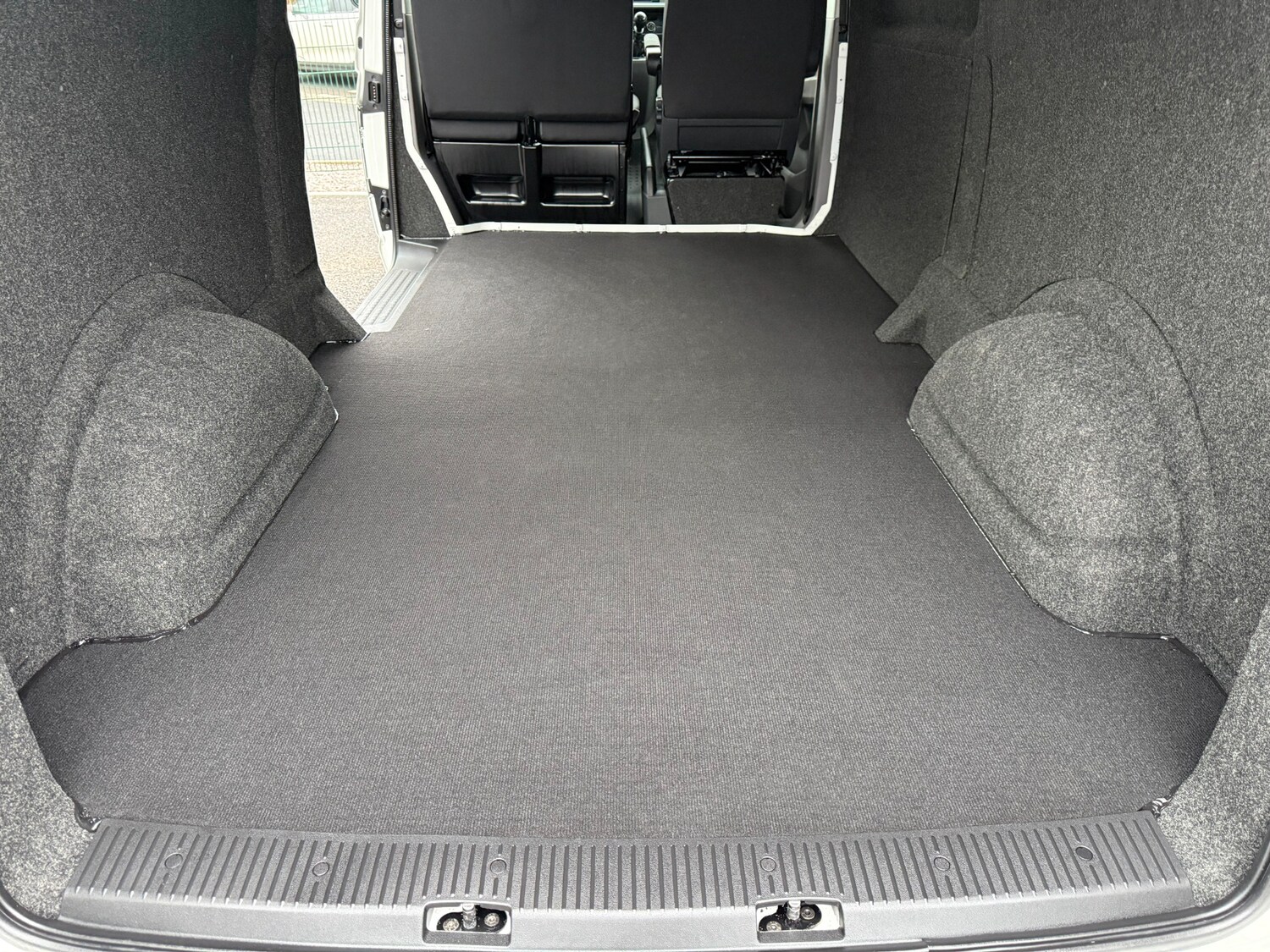 Used Volkswagen Transporter 2022 for sale - 78107958: Photo 3