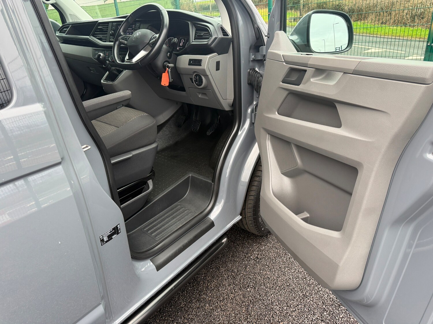 Used Volkswagen Transporter 2023 for sale - 77409934: Photo 19