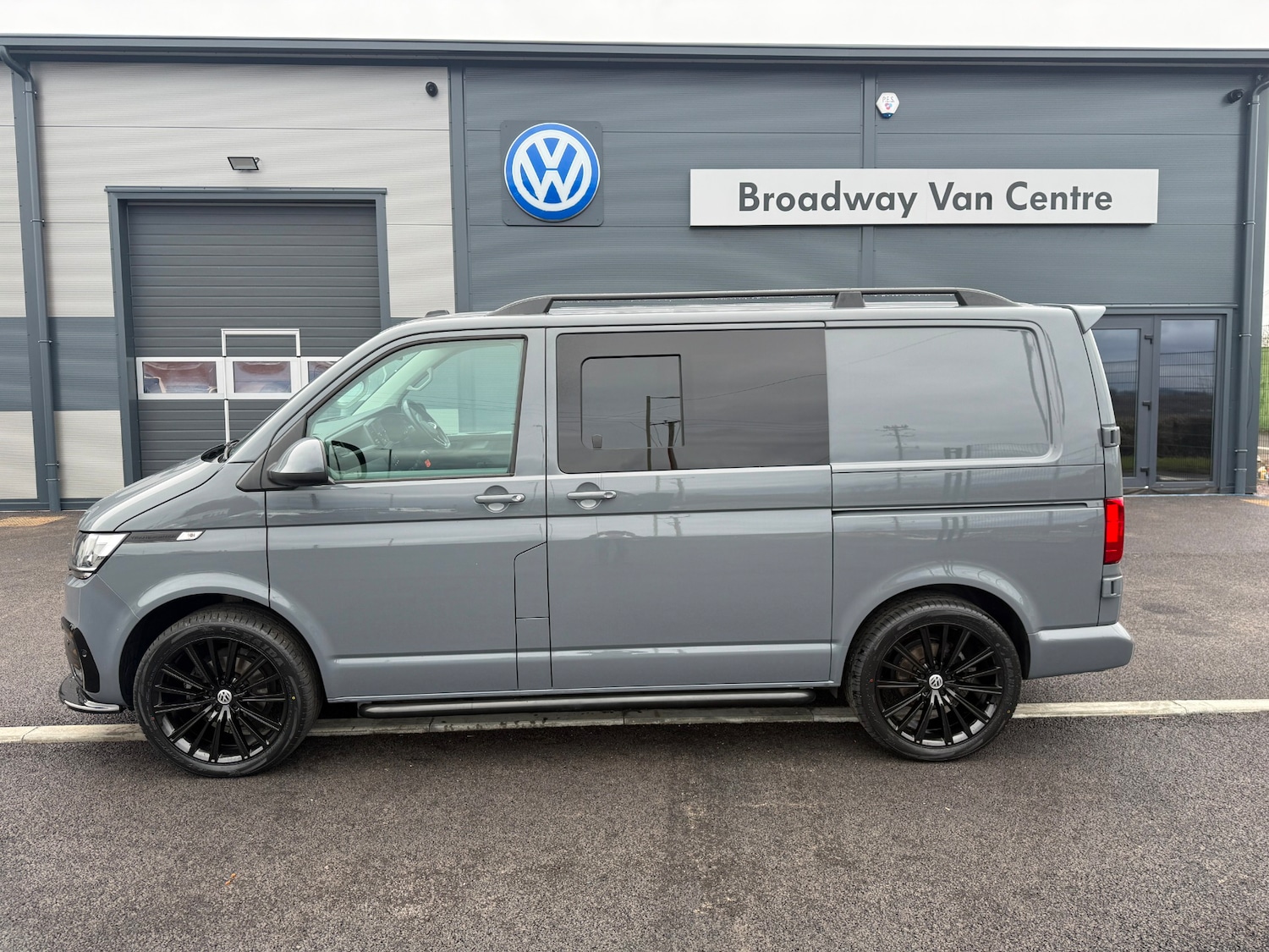 Used Volkswagen Transporter 2023 for sale - 77409934: Photo 6