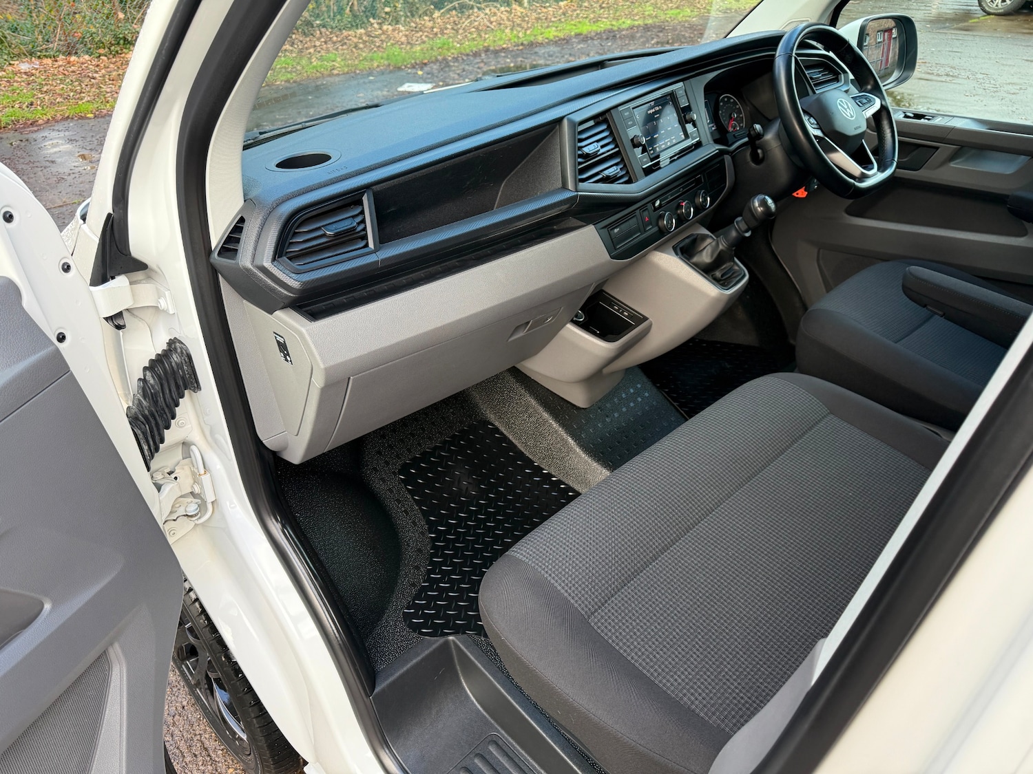 Used Volkswagen Transporter 2021 for sale - 76906260: Photo 17