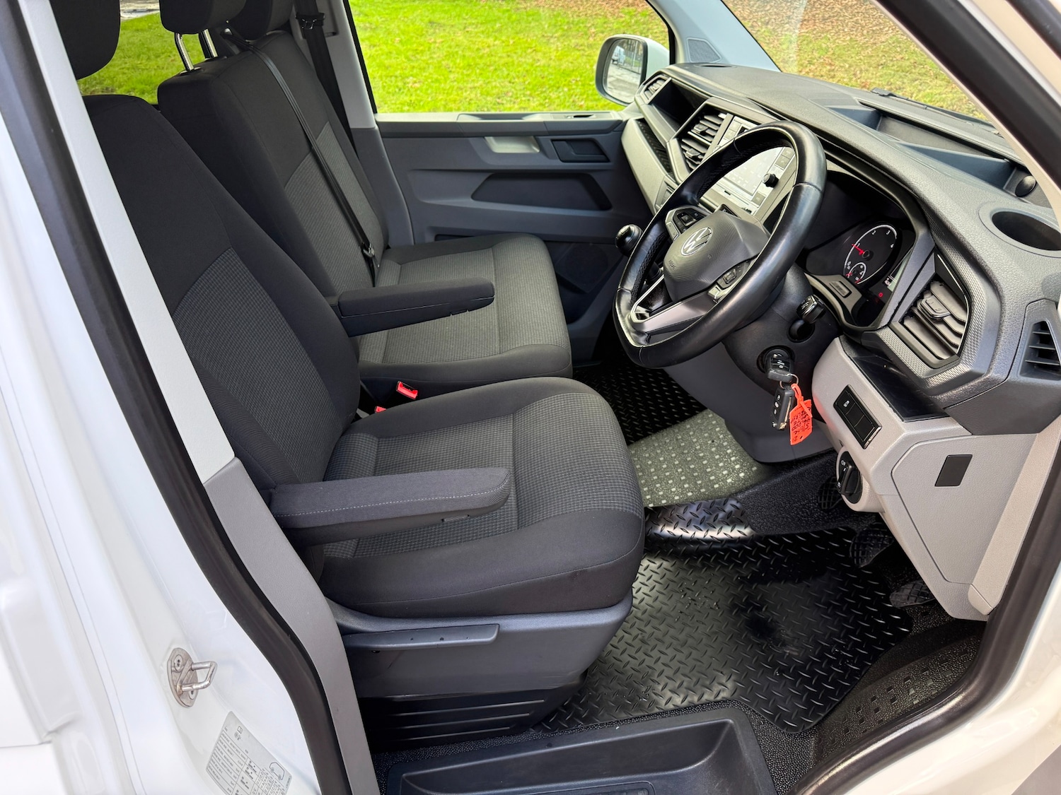 Used Volkswagen Transporter 2021 for sale - 76906260: Photo 22