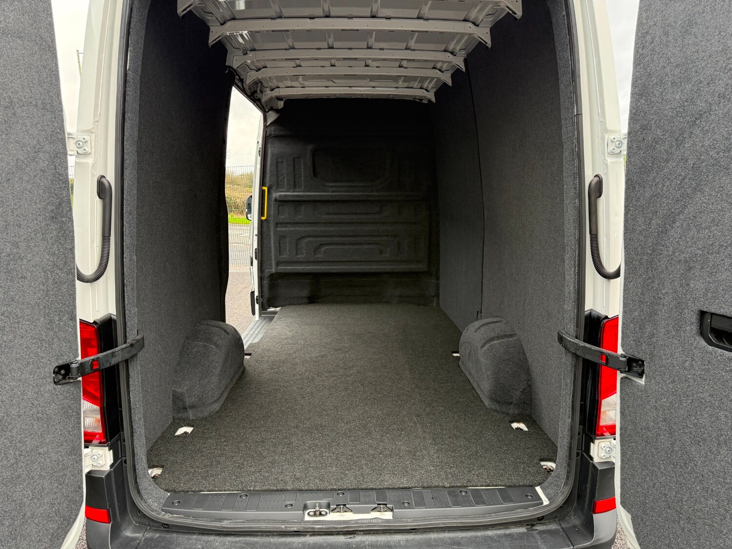 Used Volkswagen Crafter 2023 for sale - 77822729: Photo 11