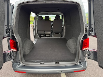 Used Volkswagen Transporter 2024 for sale - 78618255: Photo
