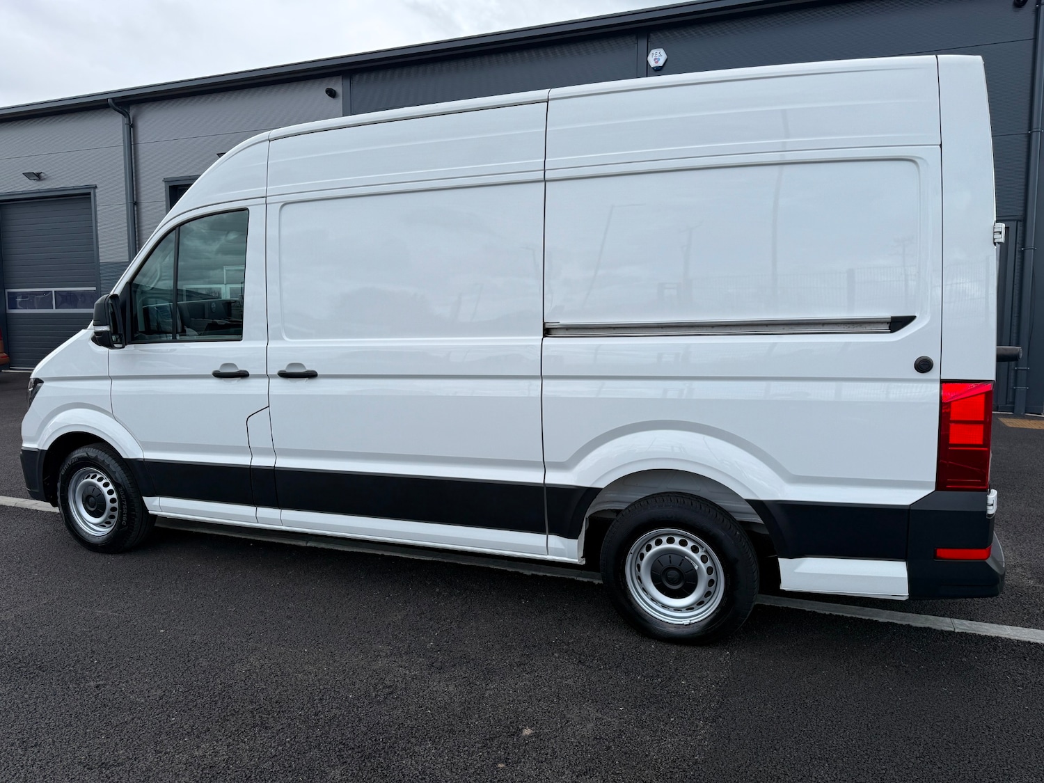 Used Volkswagen Crafter 2025 for sale - 78202554: Photo 5