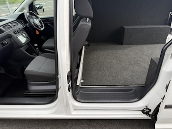 Used Volkswagen Caddy 2018 for sale - 79138519: Photo
