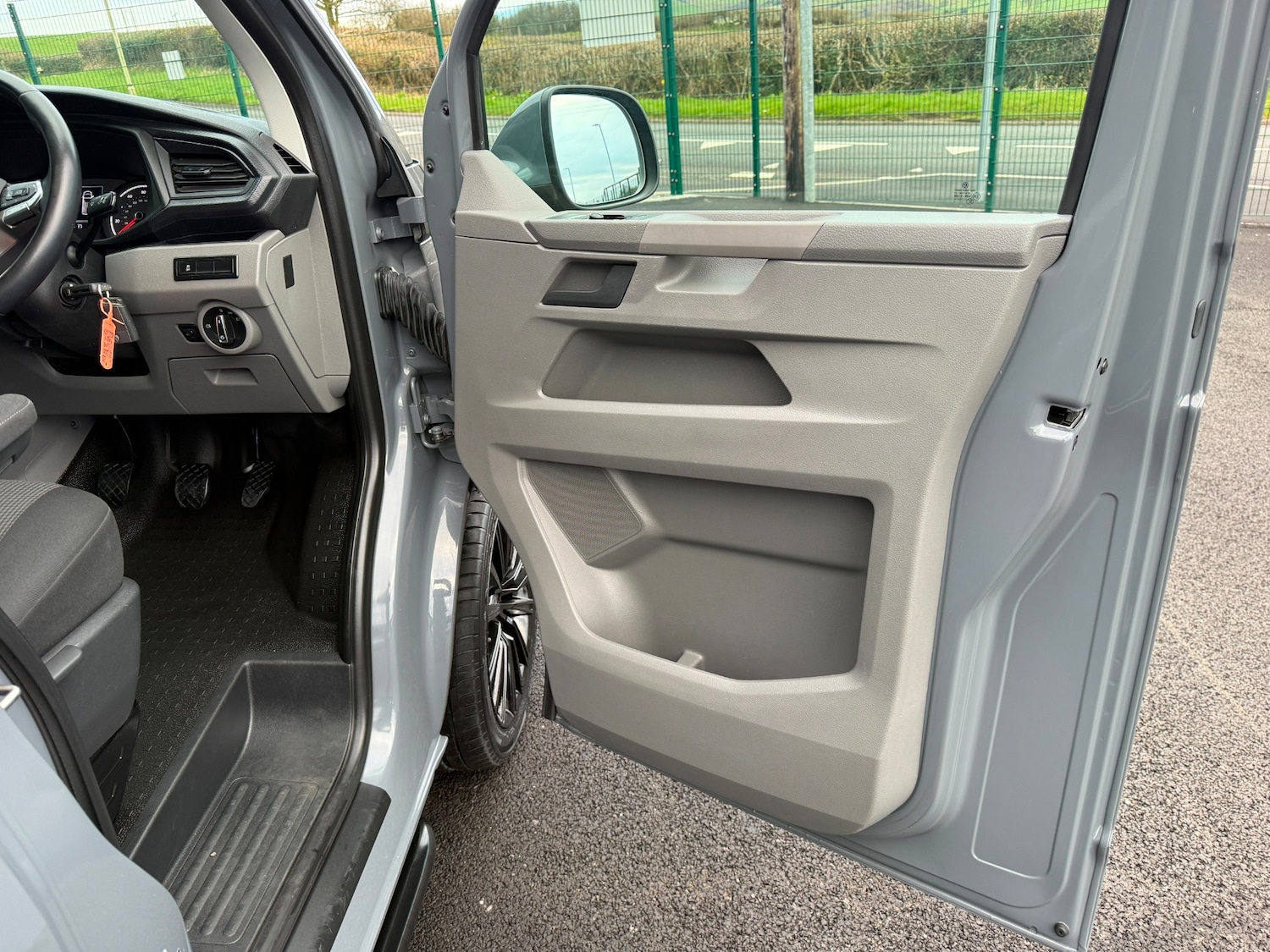 Used Volkswagen Transporter 2023 for sale - 78079369: Photo 12