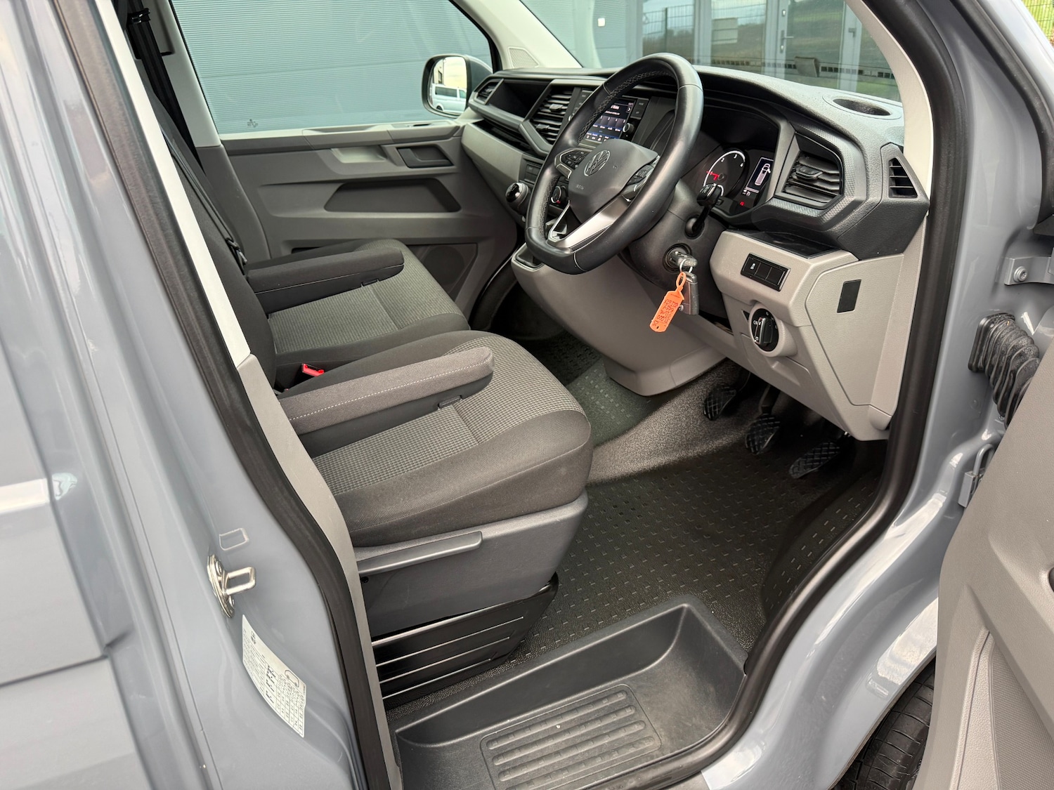 Used Volkswagen Transporter 2023 for sale - 78079369: Photo 17