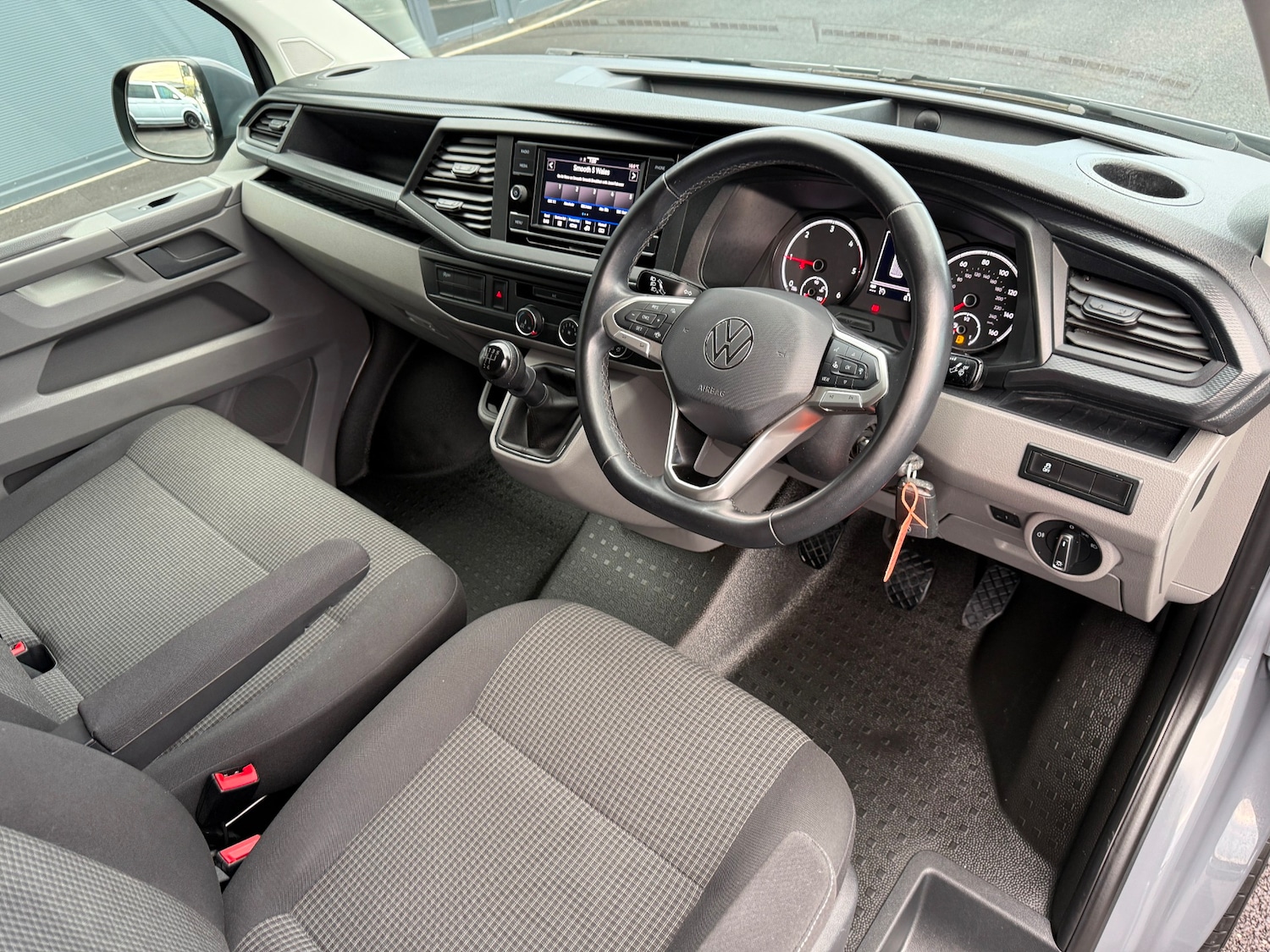 Used Volkswagen Transporter 2023 for sale - 78079369: Photo 18