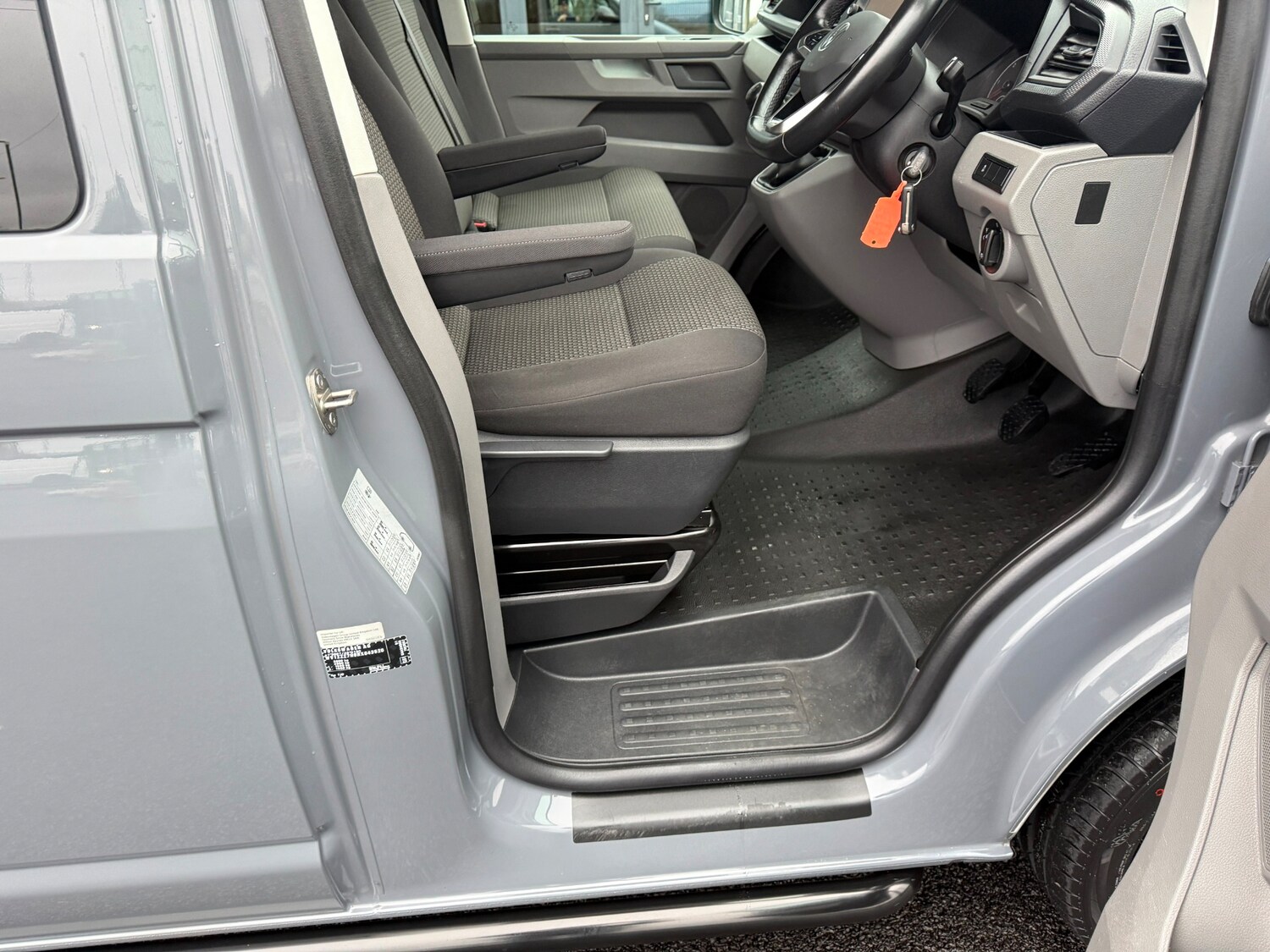 Used Volkswagen Transporter 2024 for sale - 77379467: Photo 16