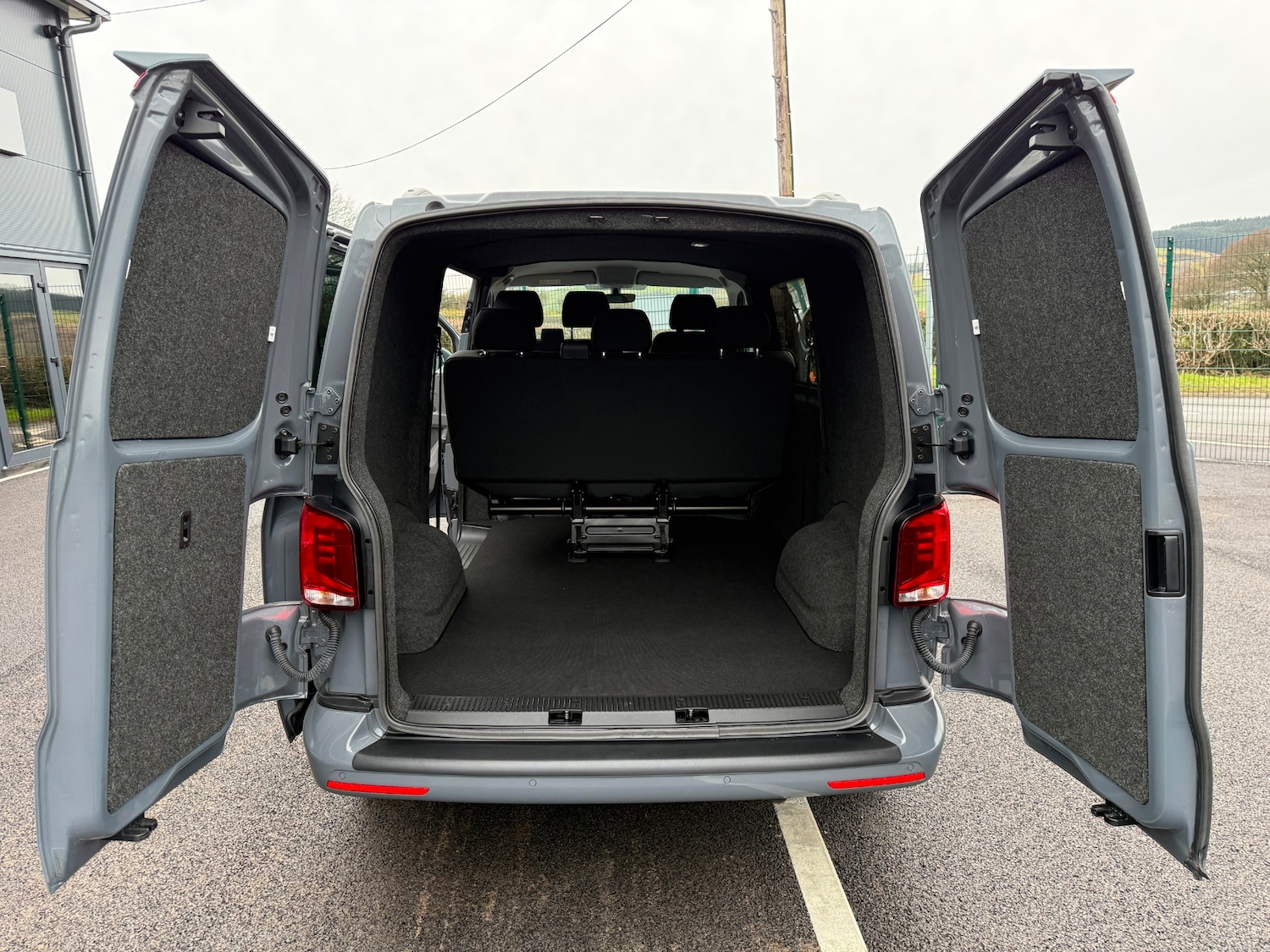 Used Volkswagen Transporter 2023 for sale - 77595826: Photo 9