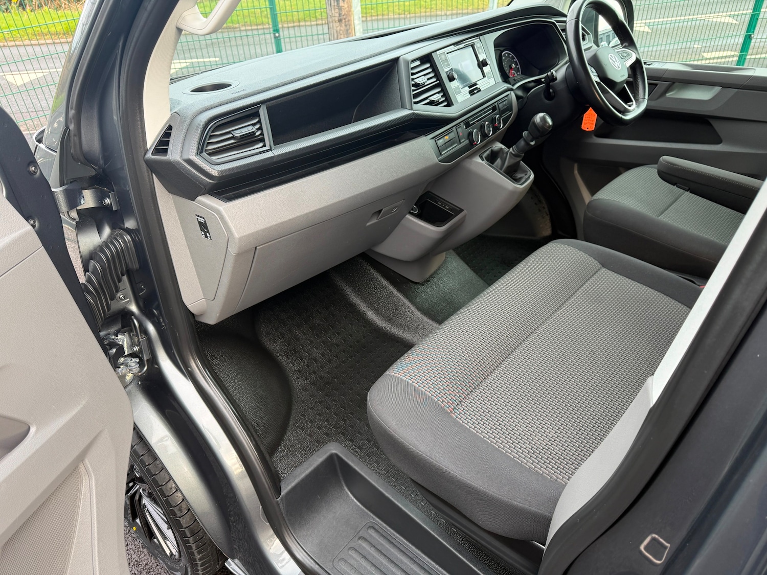 Used Volkswagen Transporter 2023 for sale - 78032104: Photo 15