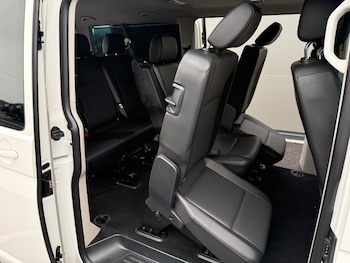 Used Volkswagen Transporter 2018 for sale - 77311468: Photo