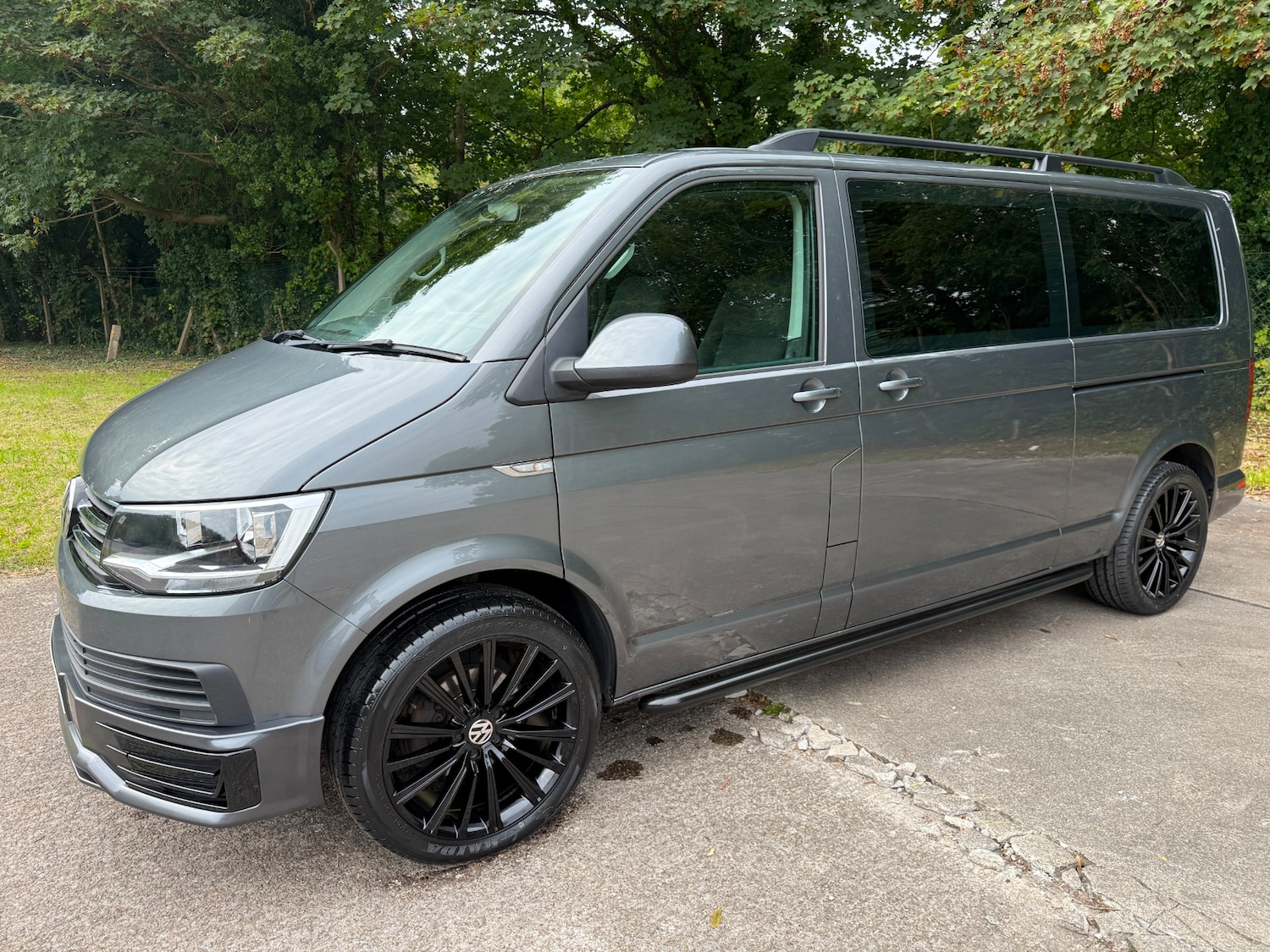 Used Volkswagen Transporter for sale - 76859996: Photo 1