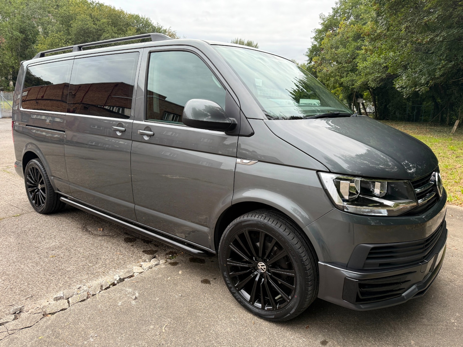 Used Volkswagen Transporter for sale - 76859996: Photo 2