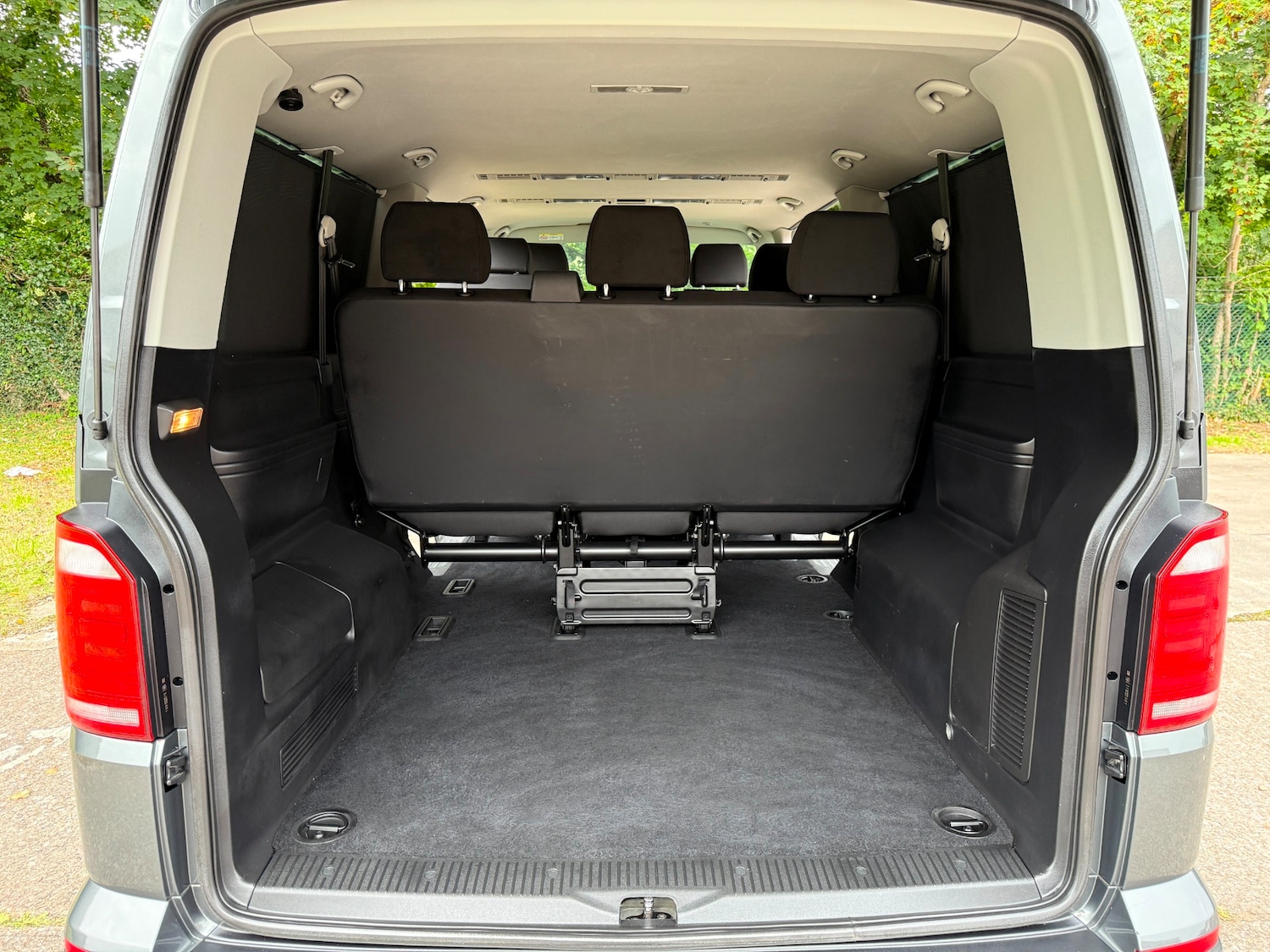 Used Volkswagen Transporter for sale - 76859996: Photo 4