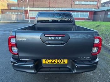 Used Toyota Hilux 2022 for sale - 78618237: Photo