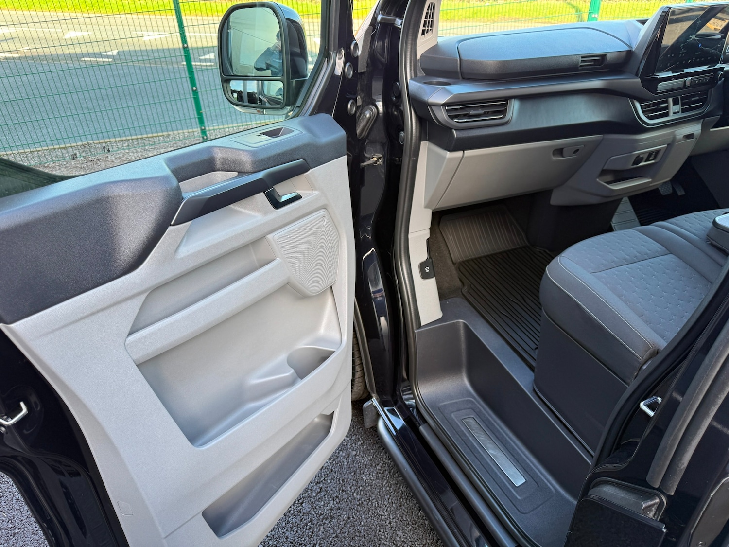 Used Ford Tourneo Custom 2025 for sale - 77938617: Photo 13