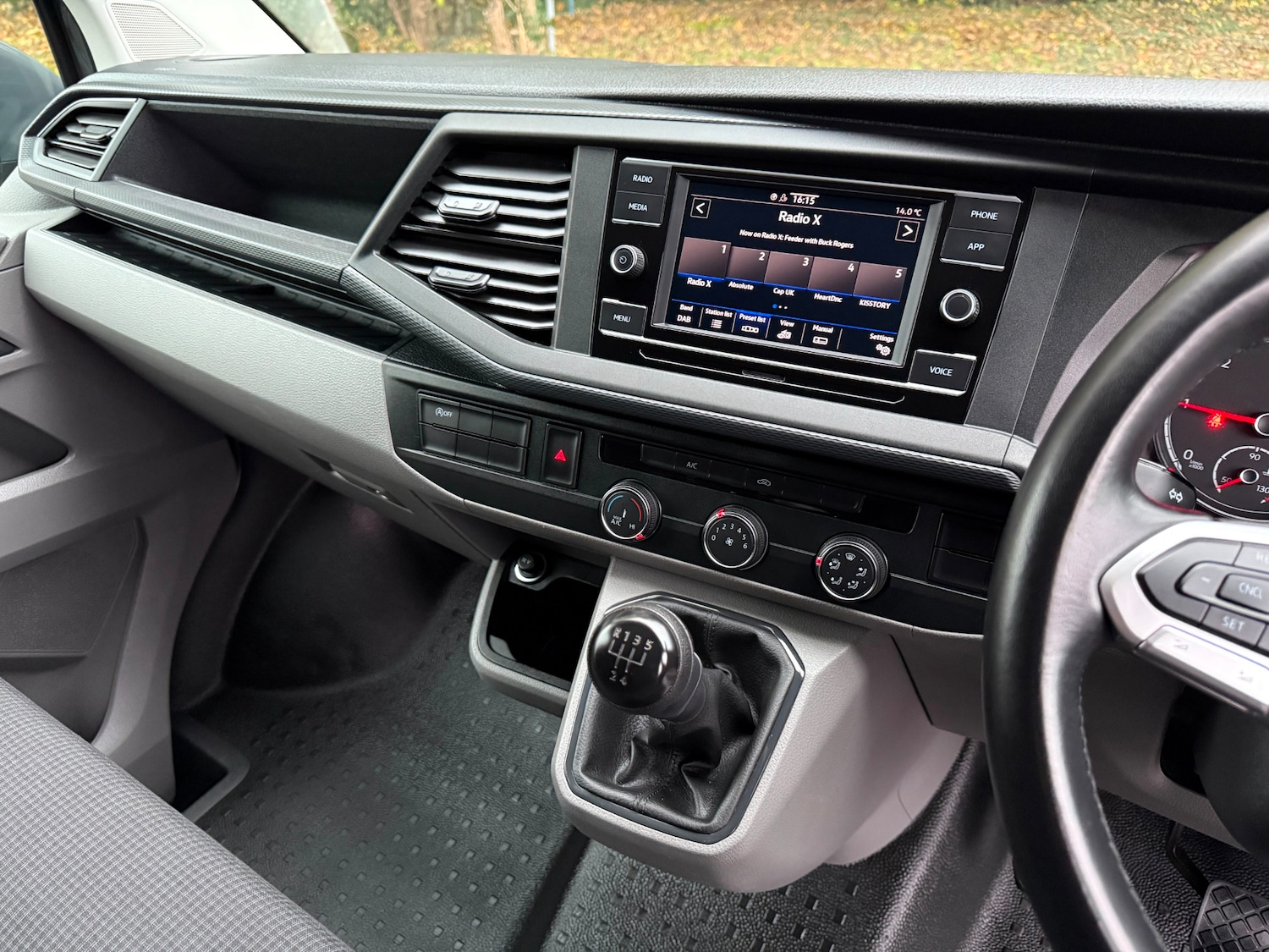 Used Volkswagen Transporter 2024 for sale - 76464598: Photo 21