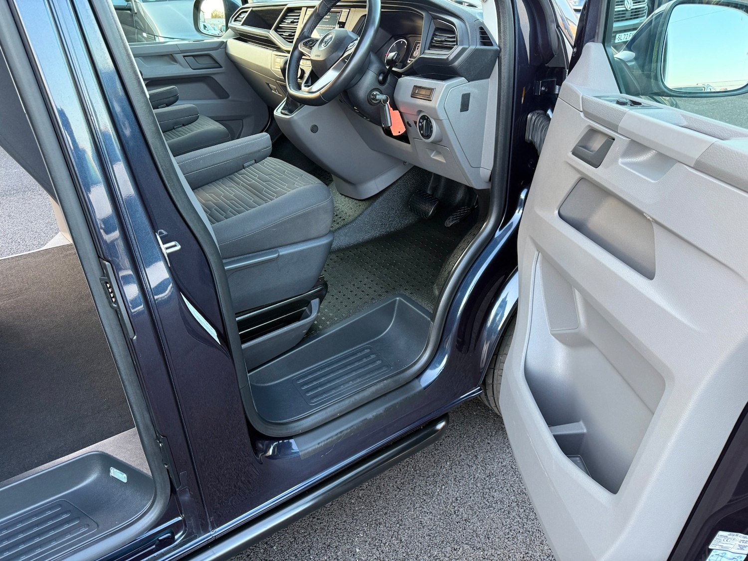 Used Volkswagen Transporter Shuttle 2020 for sale - 78163777: Photo 18