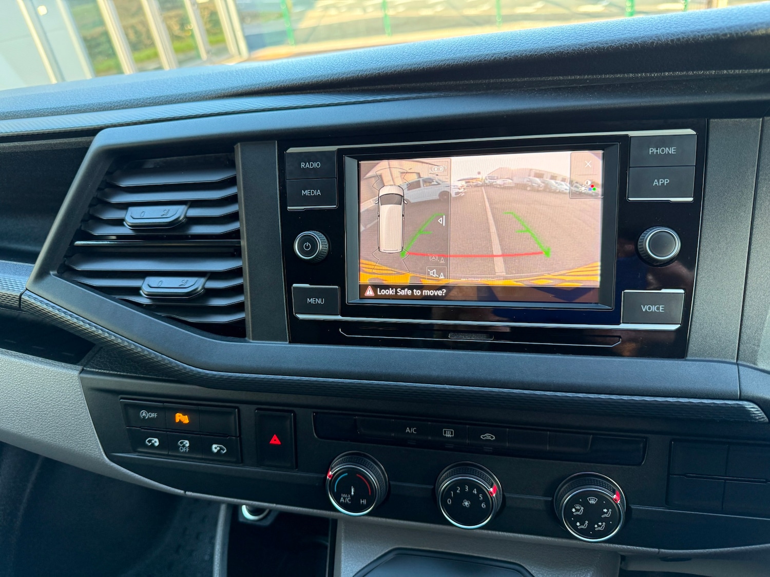 Used Volkswagen Transporter Shuttle 2020 for sale - 78163777: Photo 25