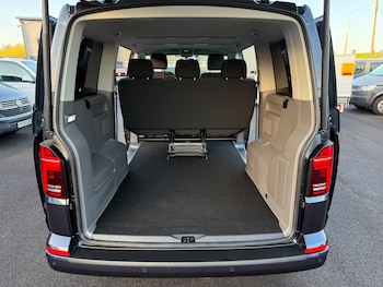 Used Volkswagen Transporter Shuttle 2020 for sale - 78163777: Photo