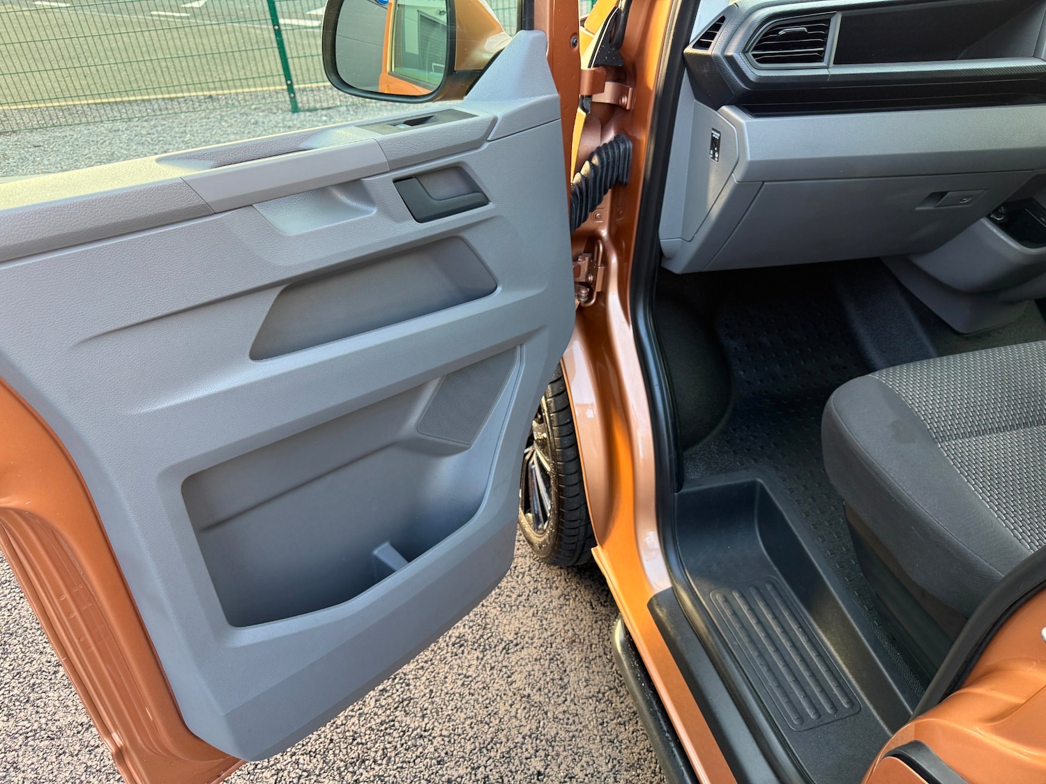 Used Volkswagen Transporter 2022 for sale - 77932888: Photo 11