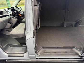 Used Volkswagen Transporter 2023 for sale - 78618284: Photo