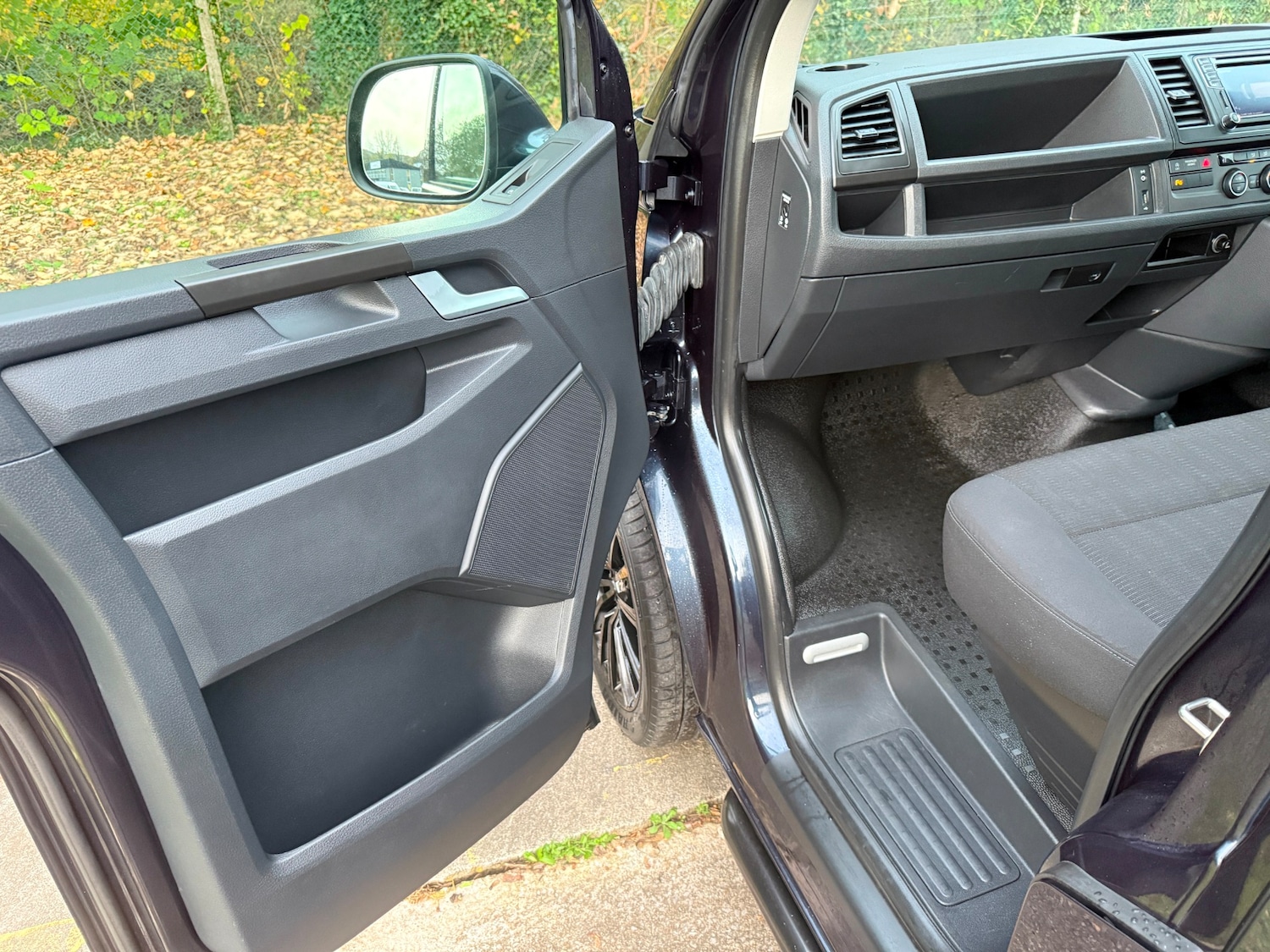 Used Volkswagen Transporter Shuttle 2019 for sale - 76571421: Photo 16