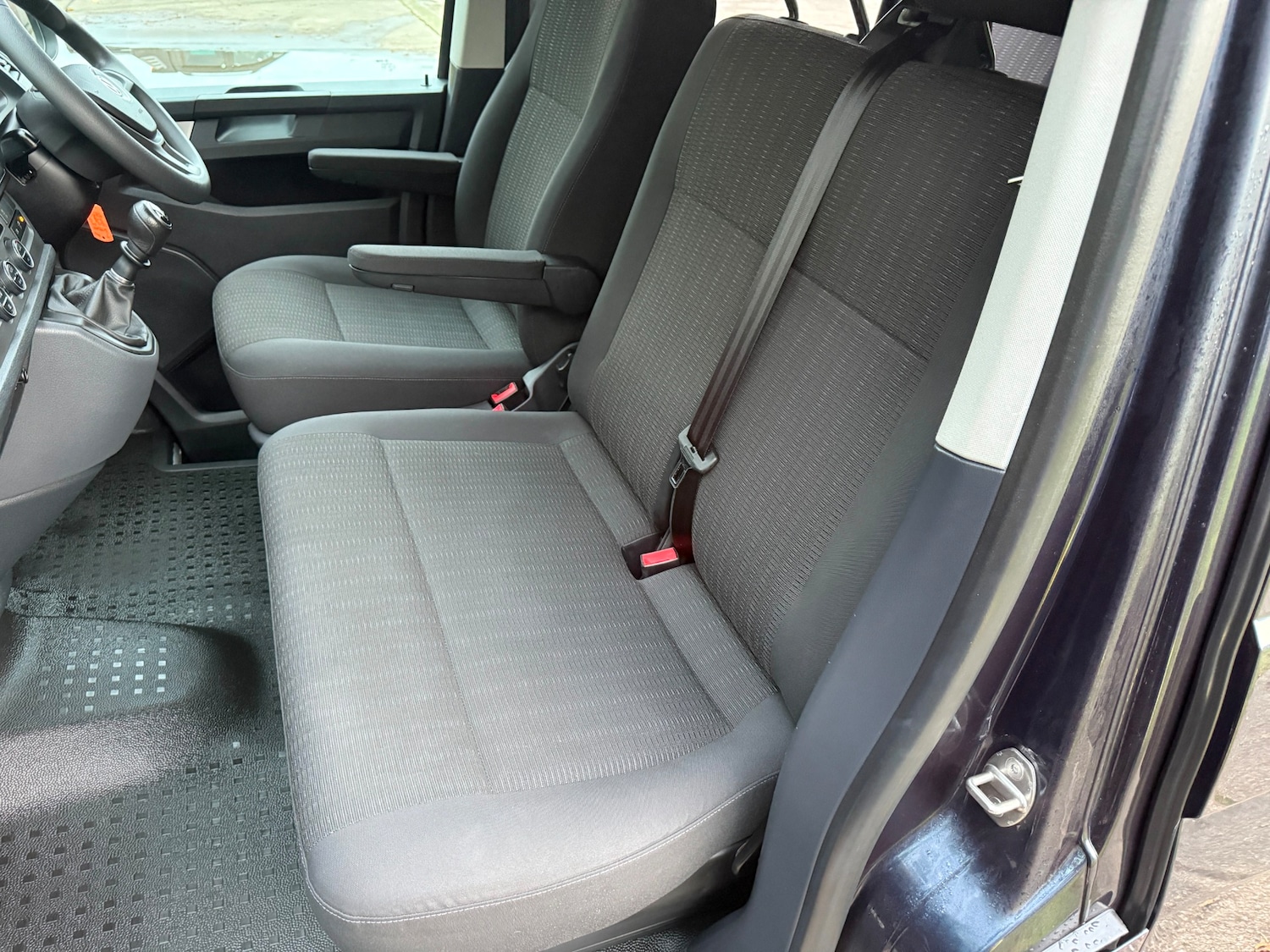 Used Volkswagen Transporter Shuttle 2019 for sale - 76571421: Photo 3