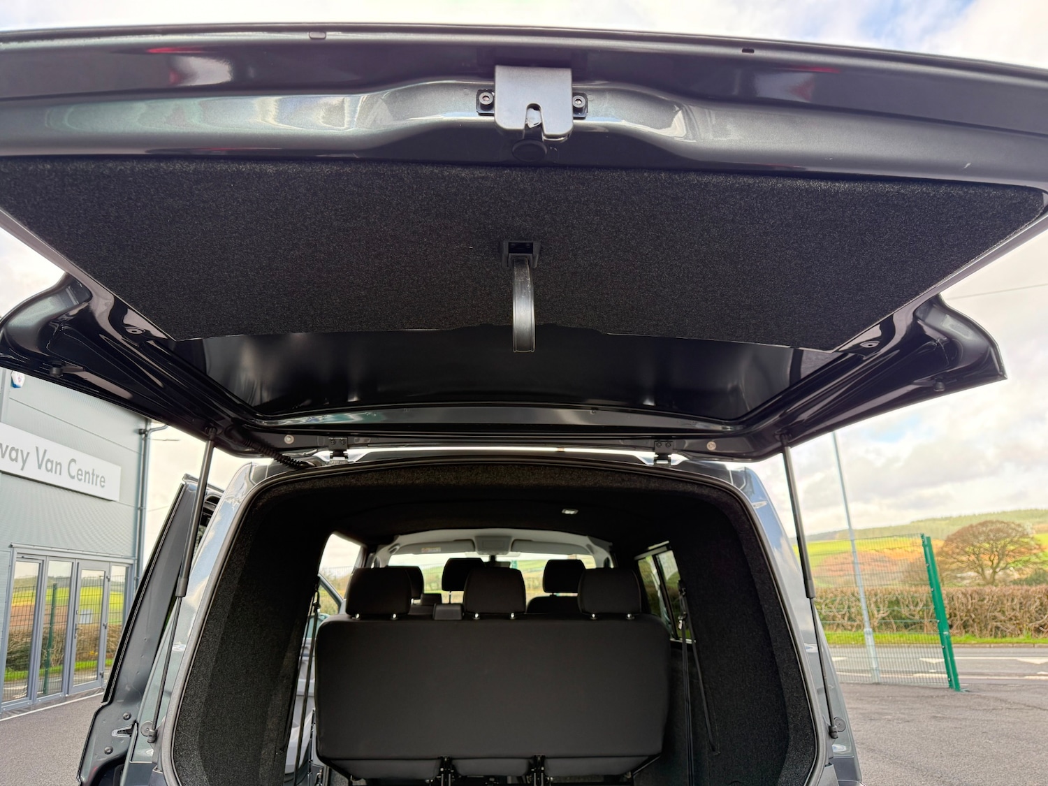 Used Volkswagen Transporter 2022 for sale - 78071079: Photo 17